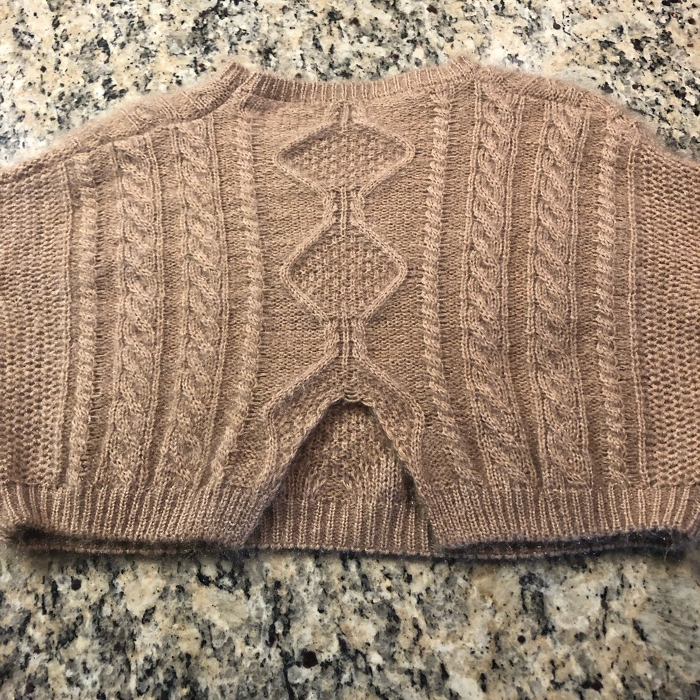 Cropped Sweater - Picture 4 of 6